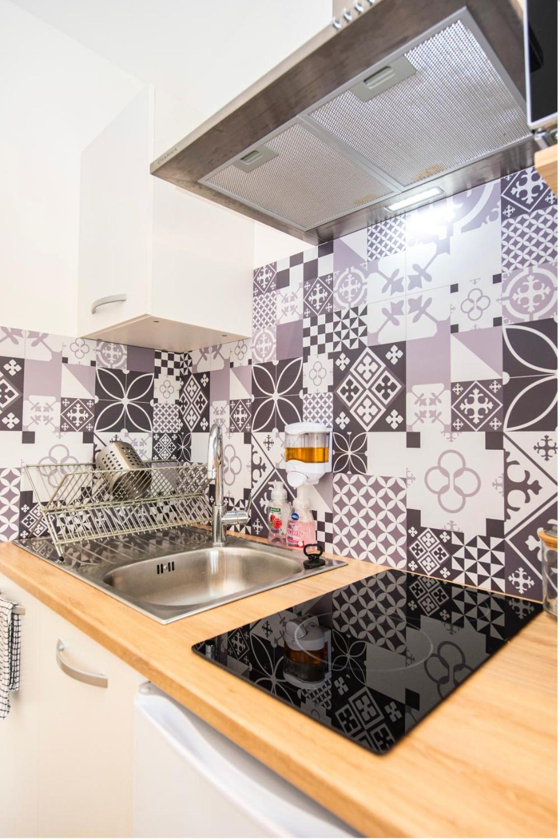 Villa Des Palmiers, Studio Cosy Вильнёв-сюр-Ло Экстерьер фото